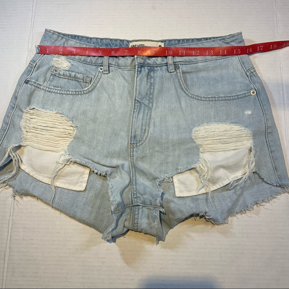 Size 9 Garage distressed denim high rise light wash festival shorts - Picture 2 of 15